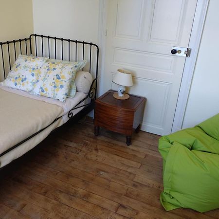 La Brasserie Chambre D'Hotes De Delphine Saulgé Eksteriør billede