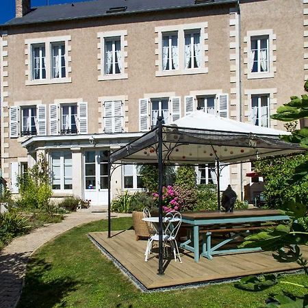La Brasserie Chambre D'Hotes De Delphine Saulgé Eksteriør billede
