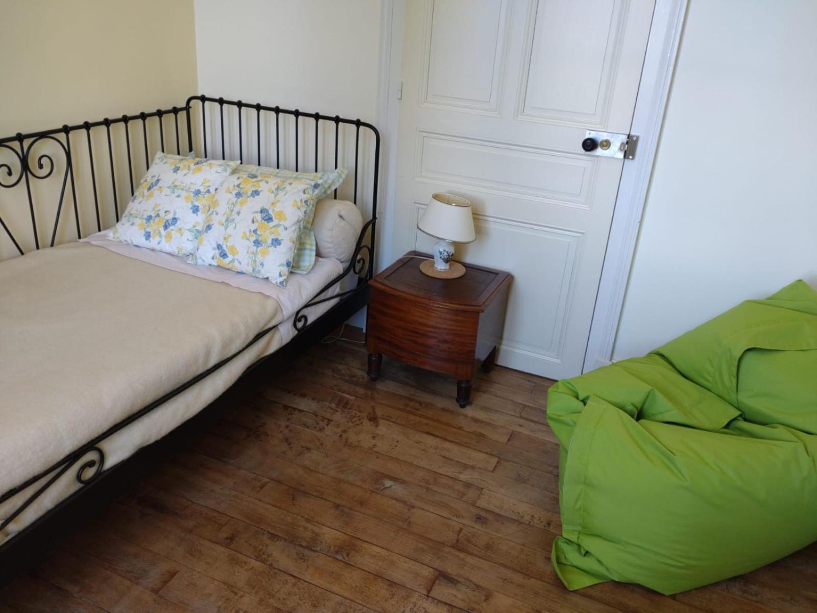 La Brasserie Chambre D'Hotes De Delphine Saulgé Eksteriør billede