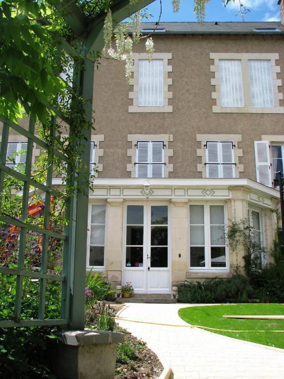La Brasserie Chambre D'Hotes De Delphine Saulgé Eksteriør billede