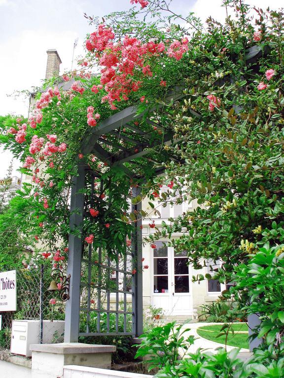 La Brasserie Chambre D'Hotes De Delphine Saulgé Eksteriør billede